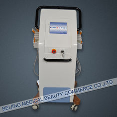 ประเทศจีน 200MW 650nm Laser Liposuction Equipment , diode laser lipo machine ผู้ผลิต