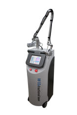 ประเทศจีน Ultra Pulse RF Co2 Fractional Laser Fractional Laser Treatment ผู้ผลิต